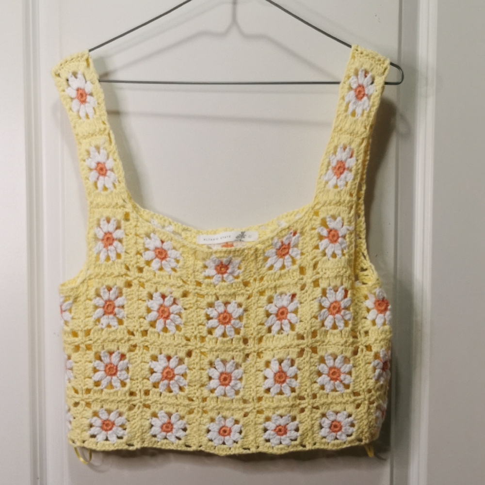Altar'd State Yellow Crochet Daisy Crop Tank with White & Orange‎ Accents